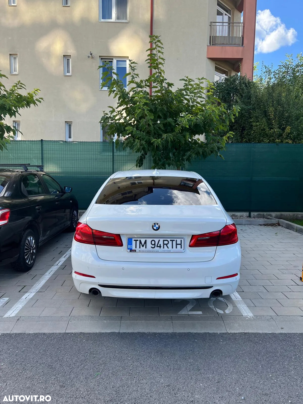 BMW Seria 5 520d xDrive AT - 3