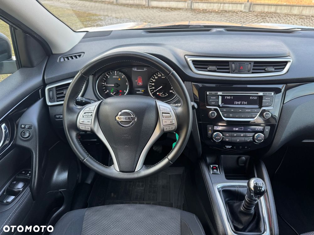 Nissan Qashqai 1.6 dCi 4 x 4 DPF Start/Stop I-Way - 19