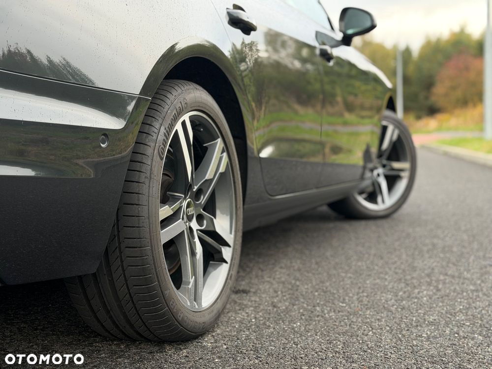 Audi A4 Avant 35 TFSI S line - 29