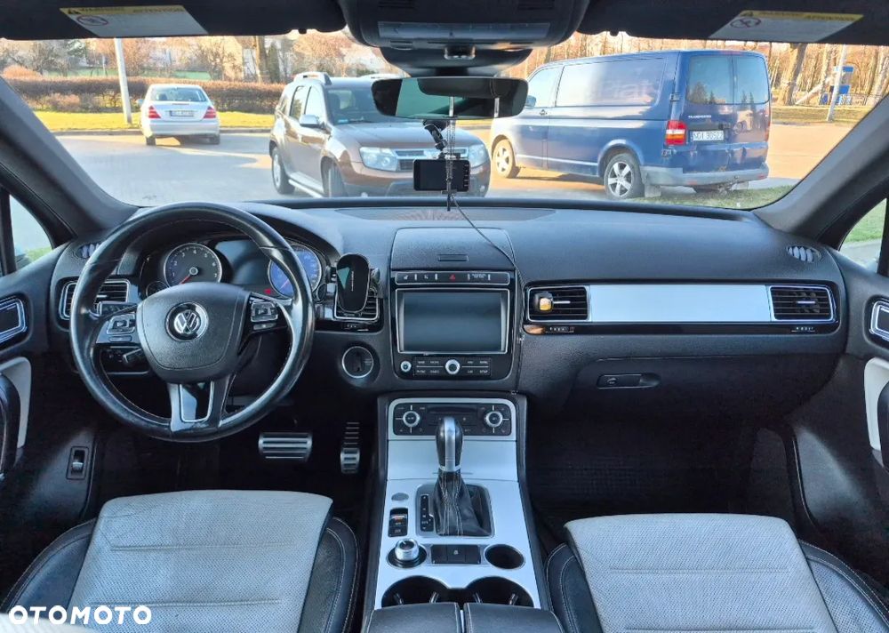 Volkswagen Touareg - 17