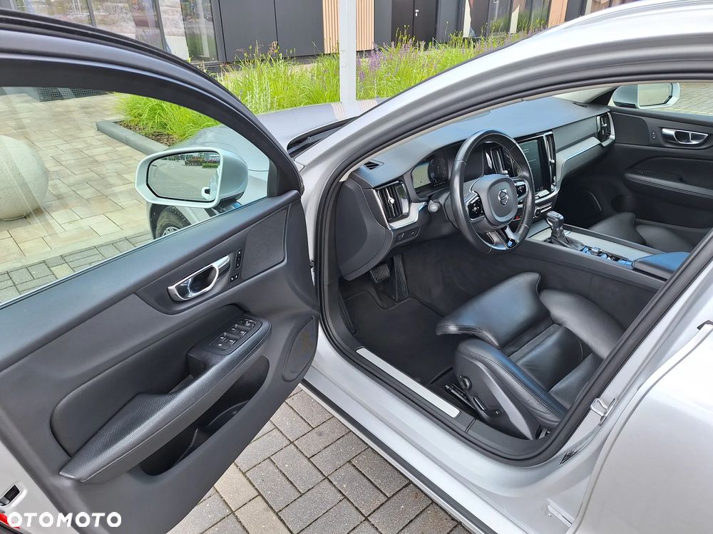 Volvo V60 D4 AWD Inscription - 16