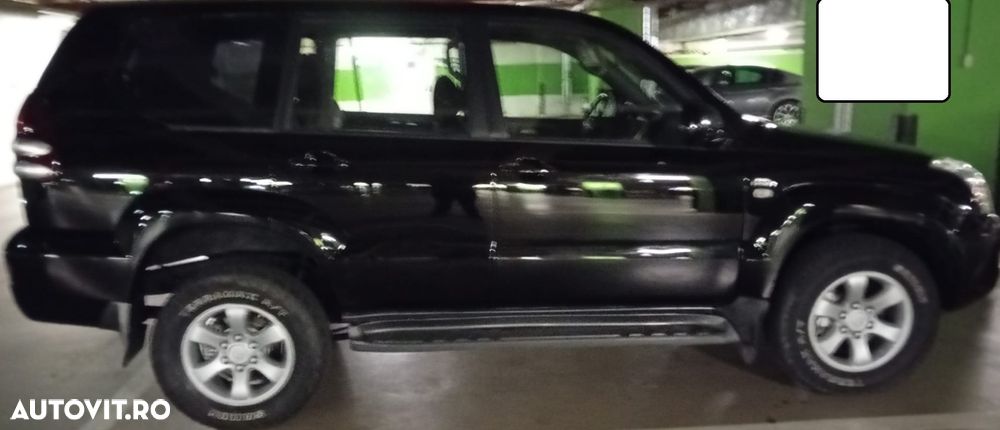 Toyota Land Cruiser - 2