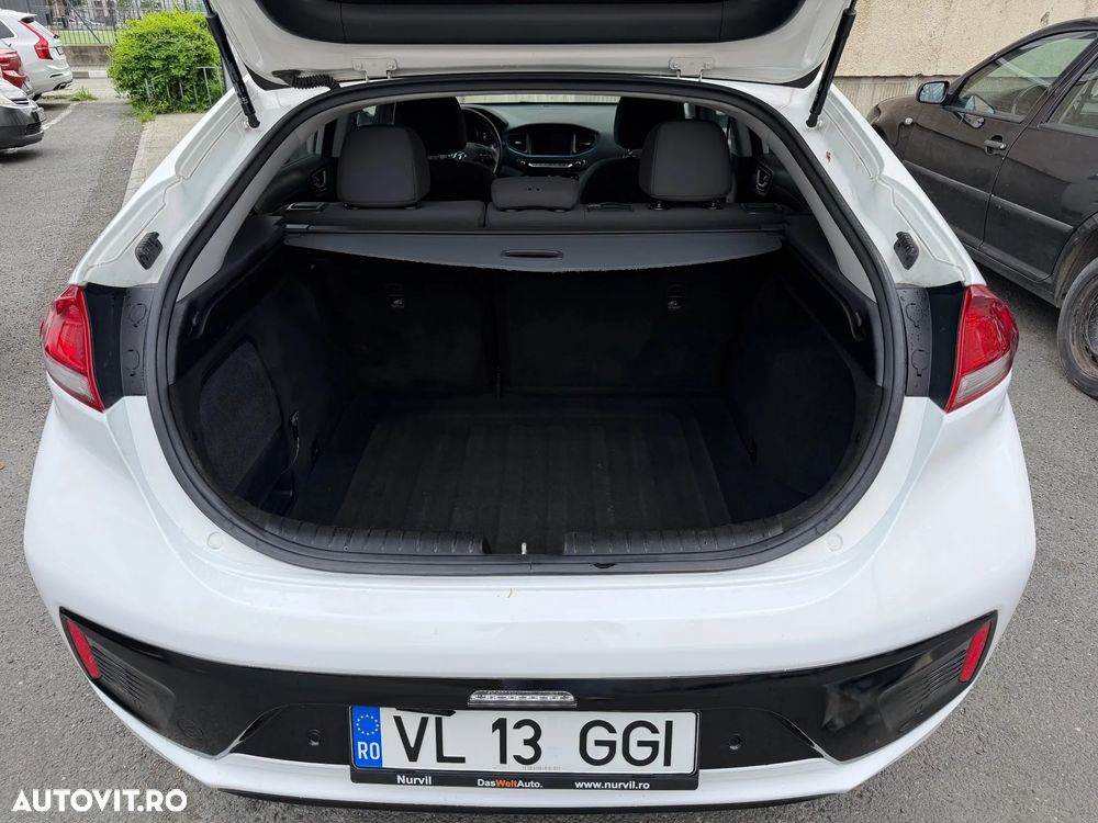 Hyundai IONIQ - 20