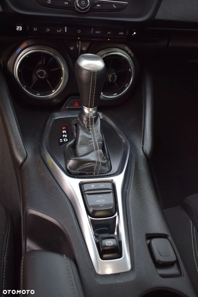 Chevrolet Camaro - 33