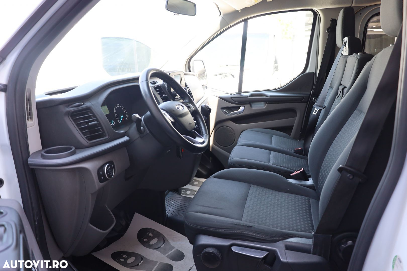 Ford Transit Custom - 12