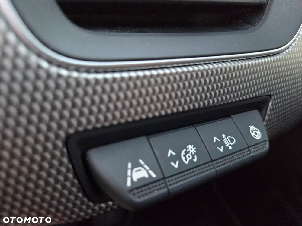 Renault Arkana 1.6 E-TECH Intens MMT - 28