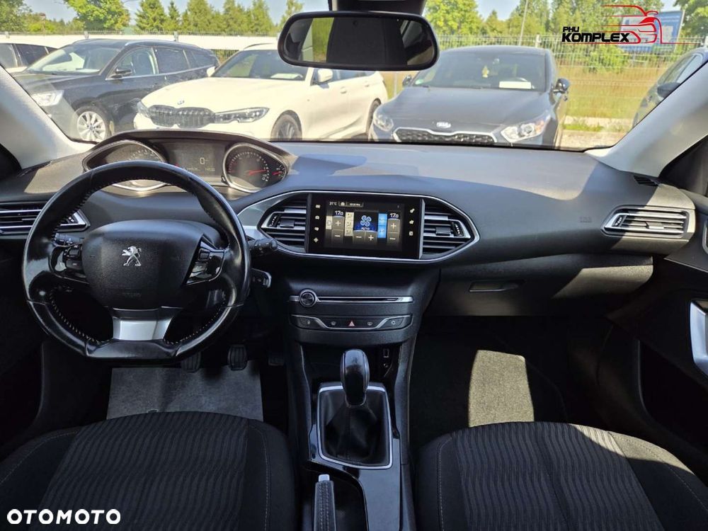 Peugeot 308 - 13