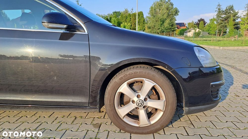 Volkswagen Golf V 1.9 TDI Comfortline - 18