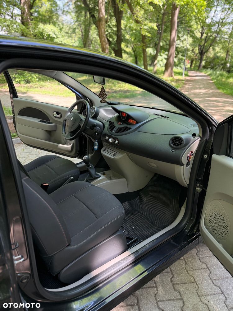 Renault Twingo 1.2 16V Dynamique - 12
