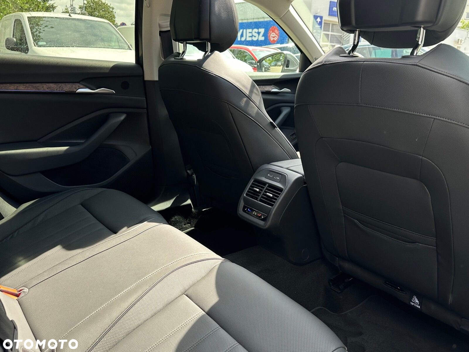 Skoda Superb 1.5 TSI L&K DSG - 15