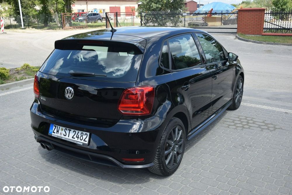 Volkswagen Polo 1.8 TSI (Blue Motion Technology) GTI - 12