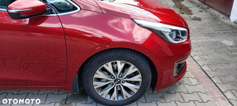 Kia Ceed 1.6 GDI L DCT - 5