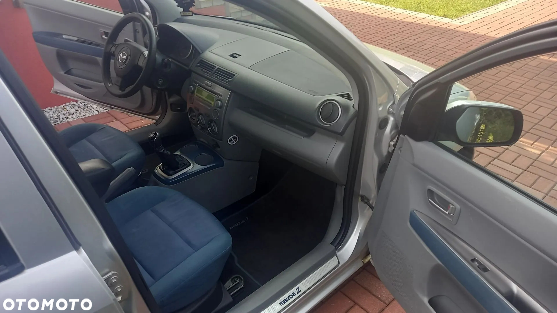 Mazda 2 - 12