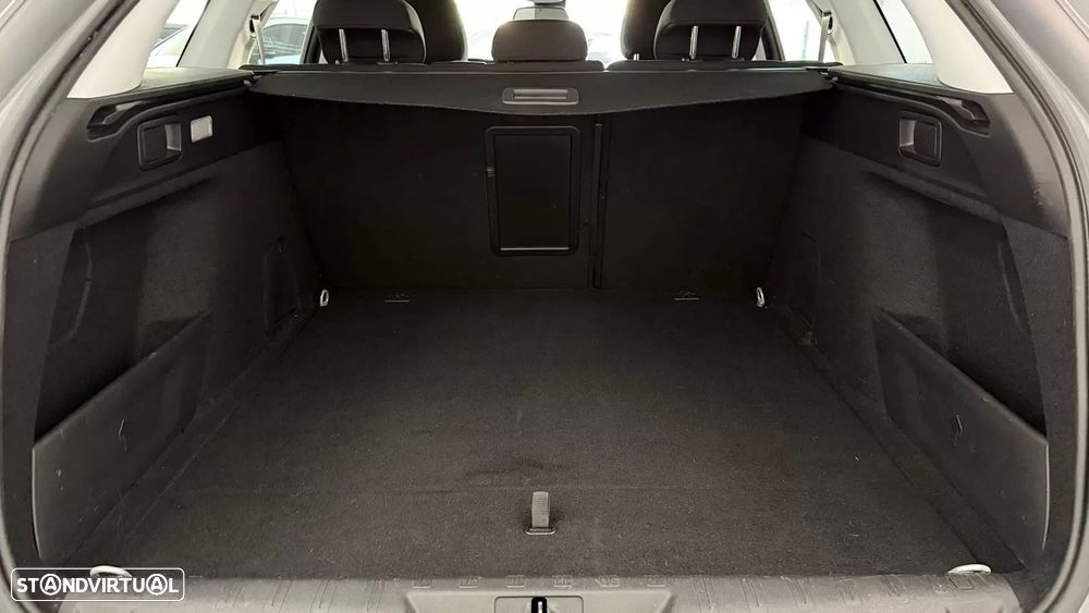 Peugeot 308 SW 1.5 BlueHDi Style - 28