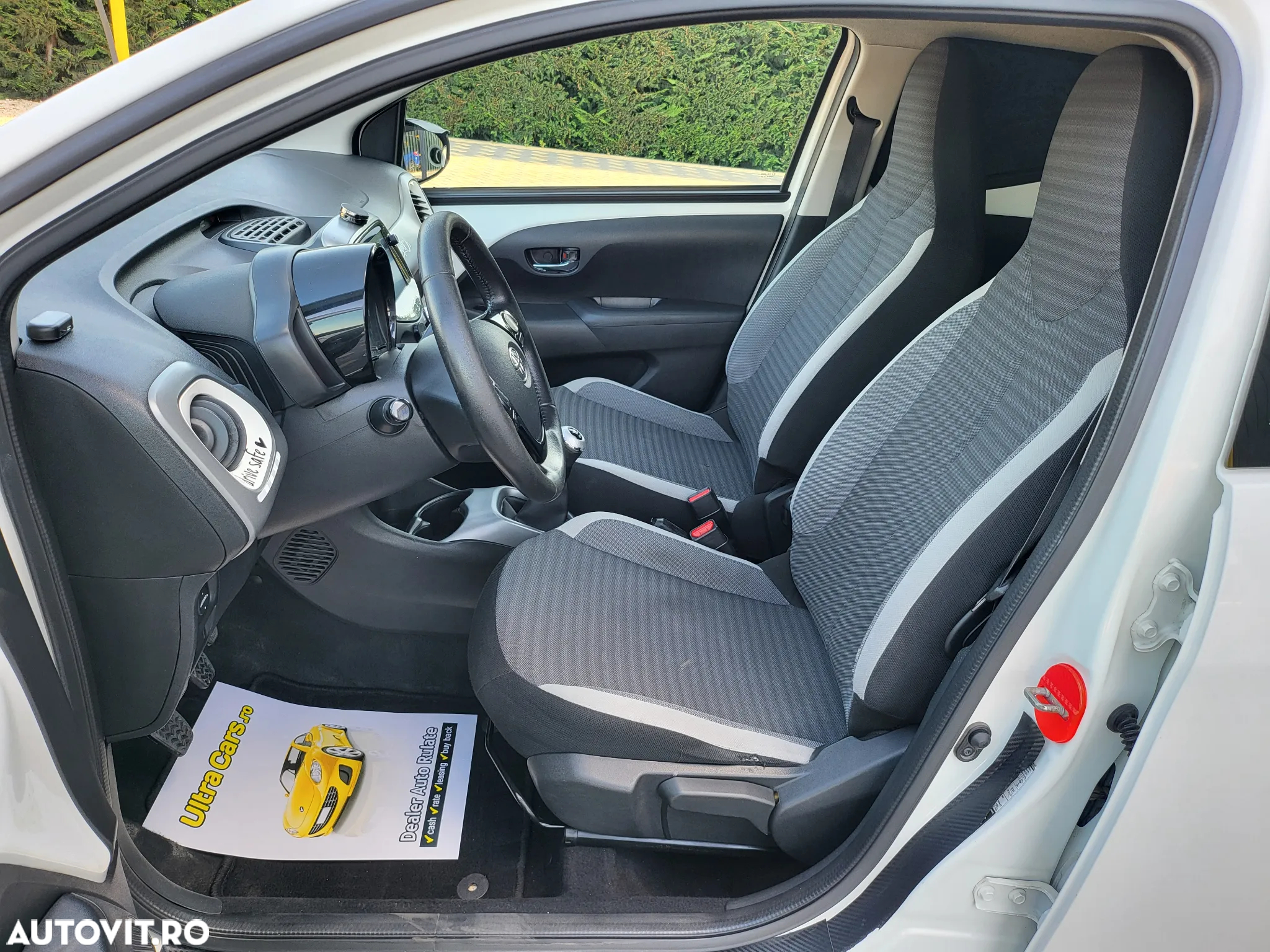 Toyota Aygo 1.0 VVY-I 5 usi X-connect - 14