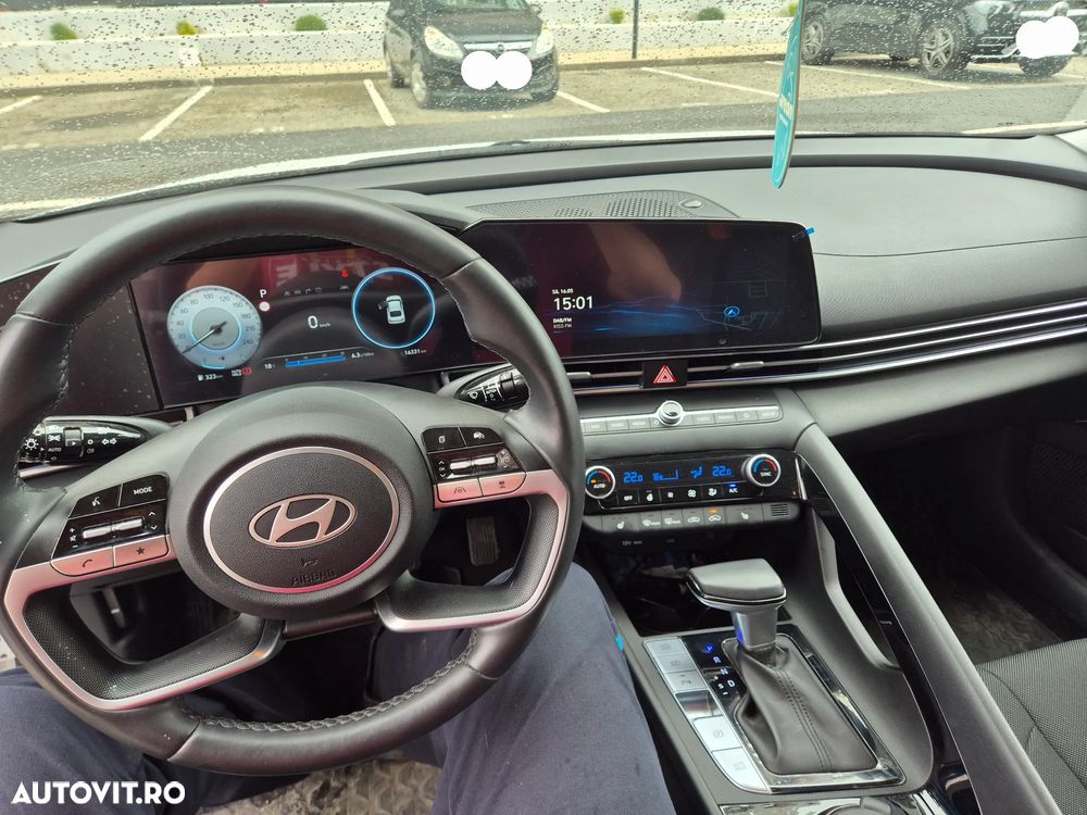 Hyundai Elantra 1.6 l 123 CP CVT Highway - 10
