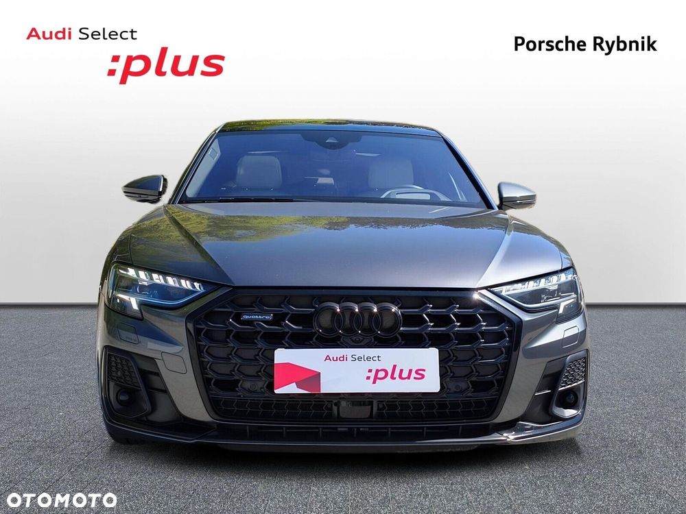 Audi A8 - 8