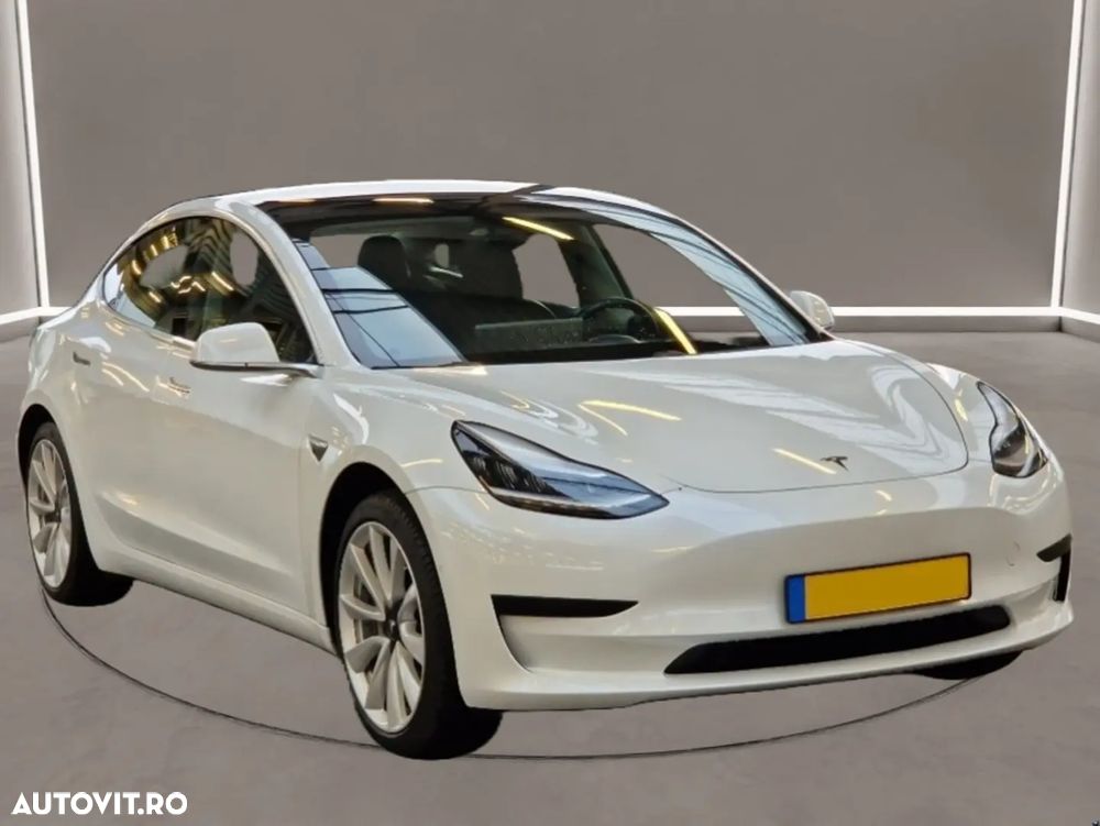 Tesla Model 3 Standard Reichweite Plus Hinterradantrieb - 1