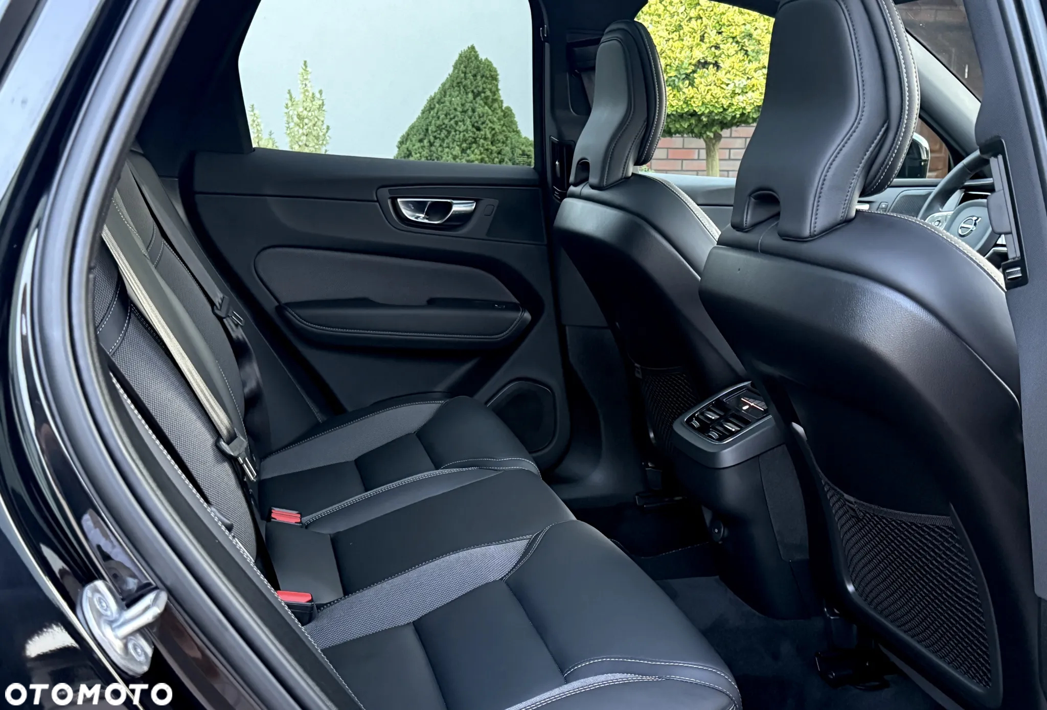 Volvo XC 60 B5 B Geartronic RDesign - 13
