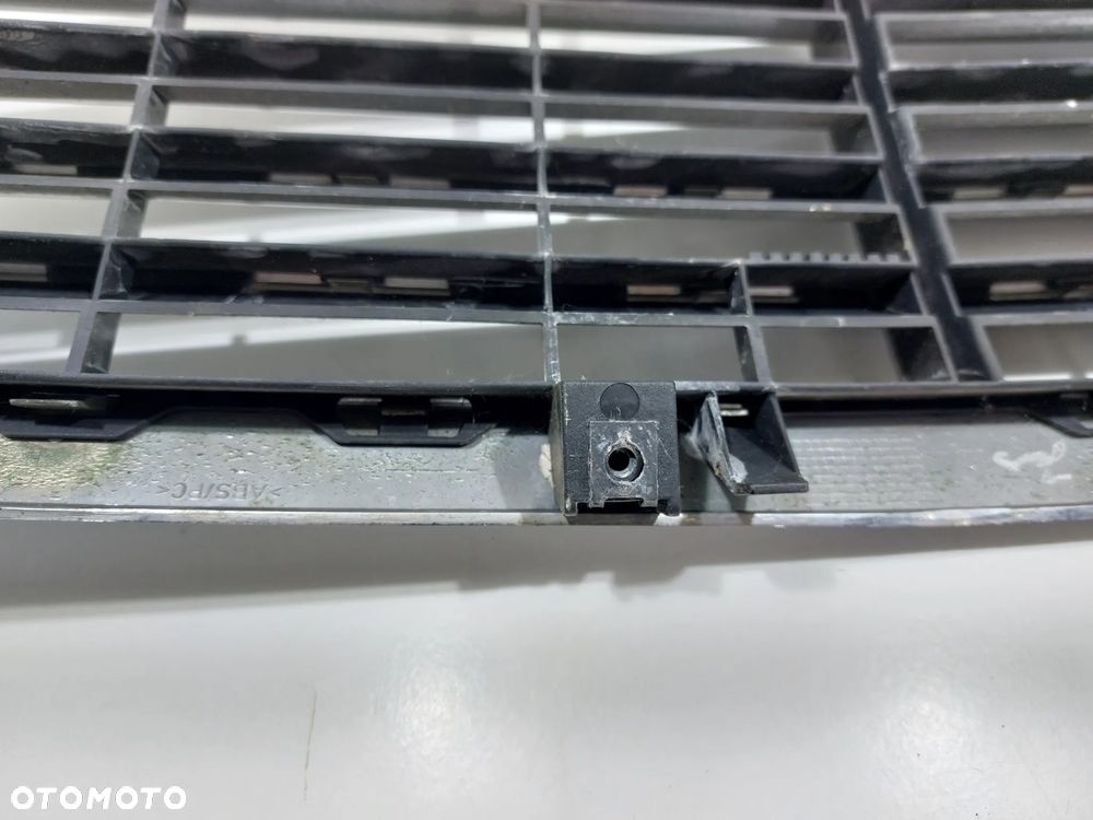 GRILL ATRAPA MERCEDES CLK W208 SLASK WYSYLKA VAT - 4