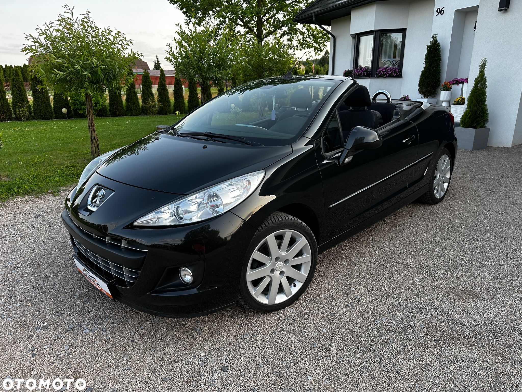 Peugeot 207 CC - 1