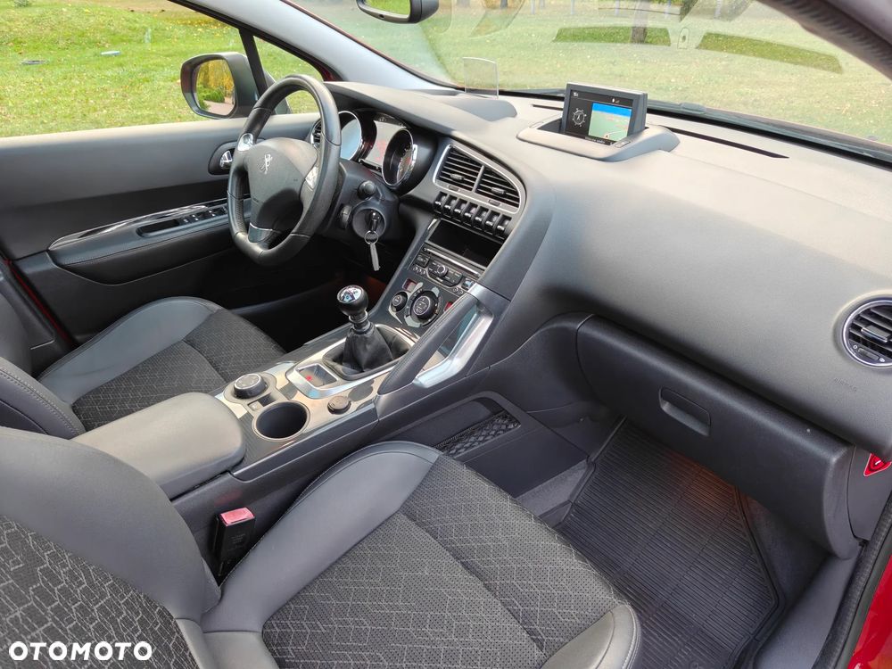 Peugeot 3008 HDi FAP 150 Allure - 11