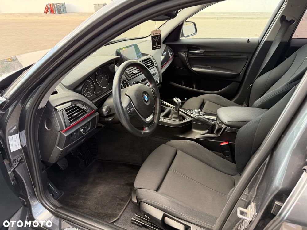 BMW Seria 1 116d Sport Line - 25