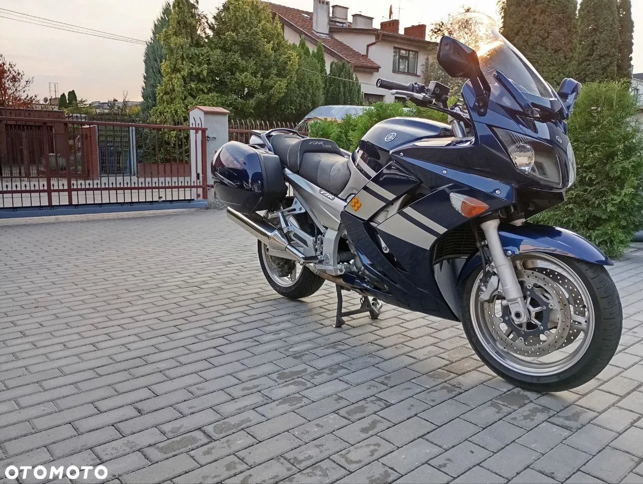 Yamaha FJR - 9