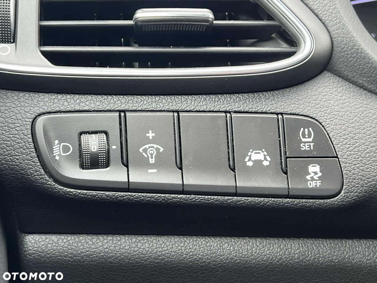 Hyundai i30 - 24