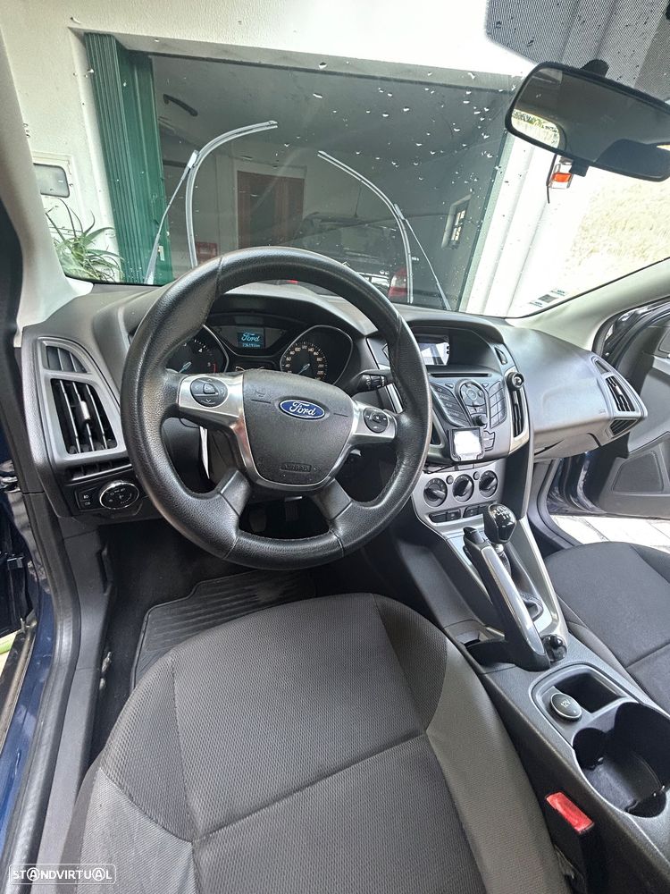 Ford Focus - 11