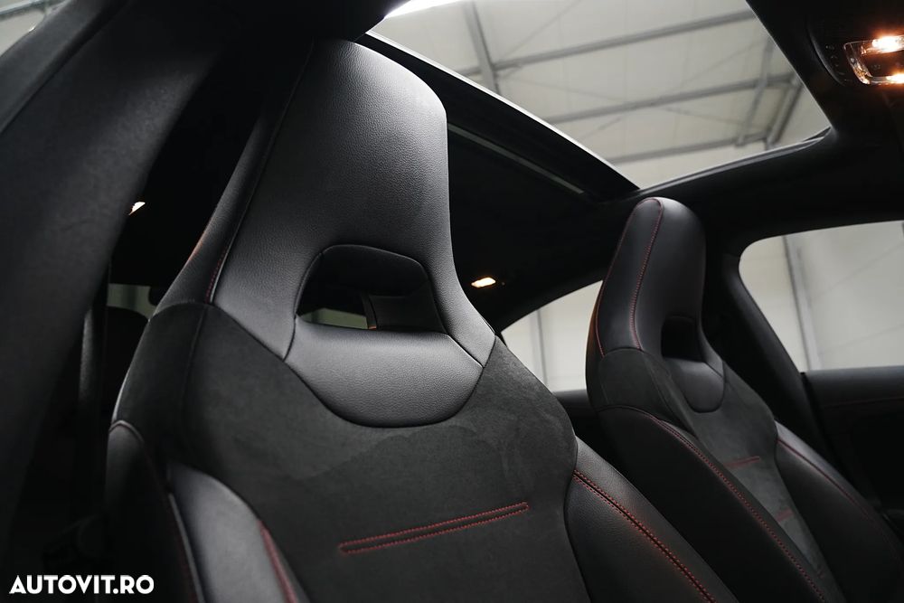 Mercedes-Benz CLA 200 7G-DCT AMG Line - 30