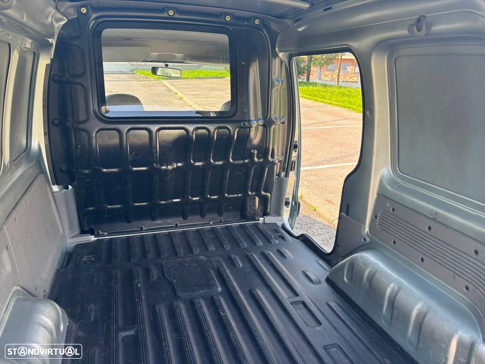 Renault Kangoo 1.5 dCI 70cv - JLL + AR CONDICIONADO - 27