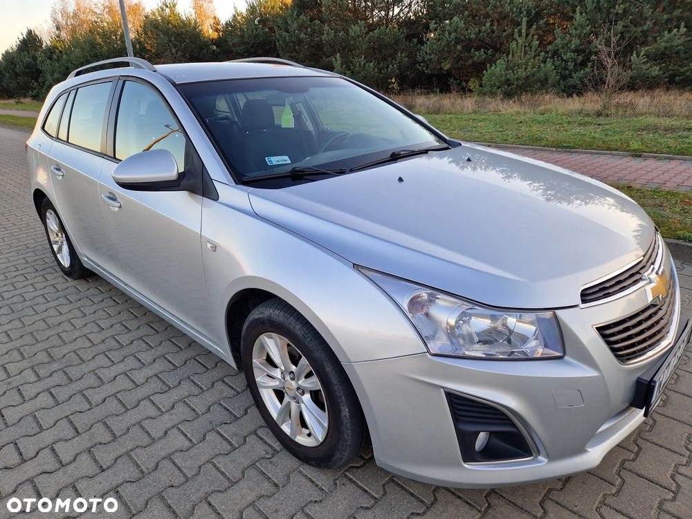 Chevrolet Cruze 1.6 LS+ - 1