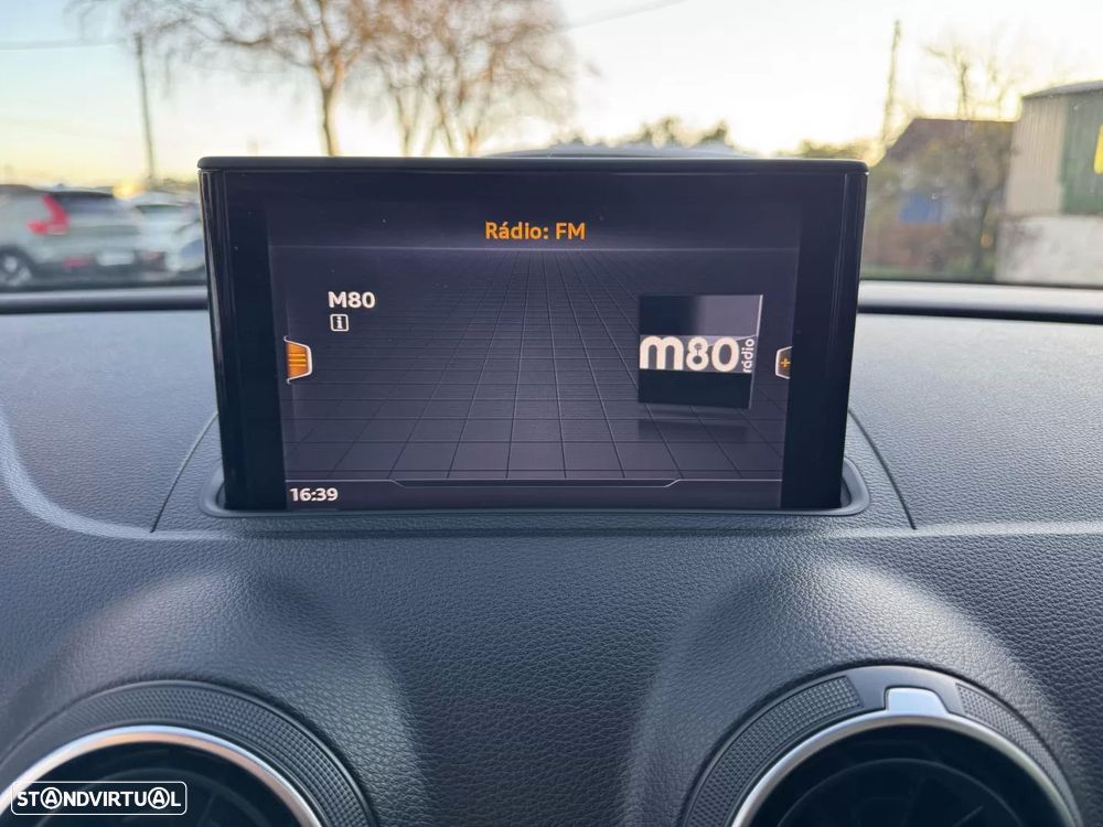 Audi A3 Sportback 1.6 TDI Design - 11