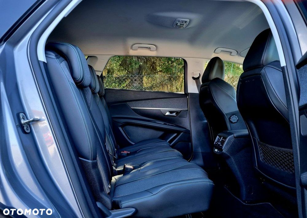 Peugeot 5008 - 12