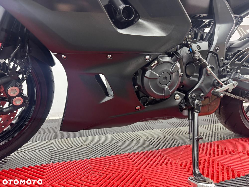 Yamaha R7 - 15