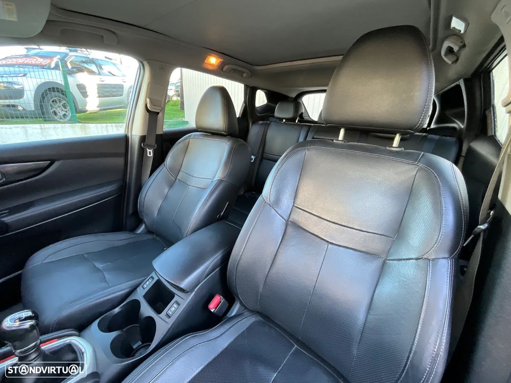 Nissan Qashqai 1.6 dCi ALL-MODE 4x4i TEKNA - 14