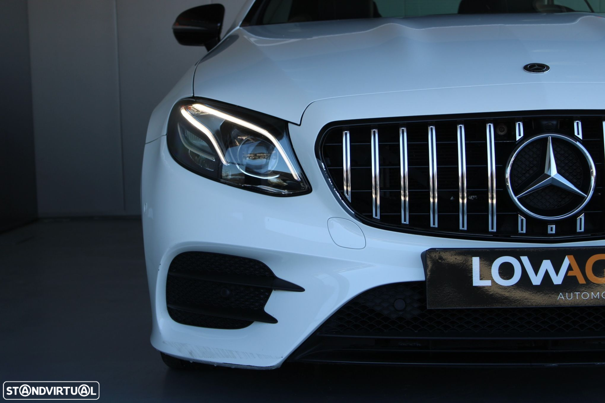 Mercedes-Benz E 220 d AMG Line - 38