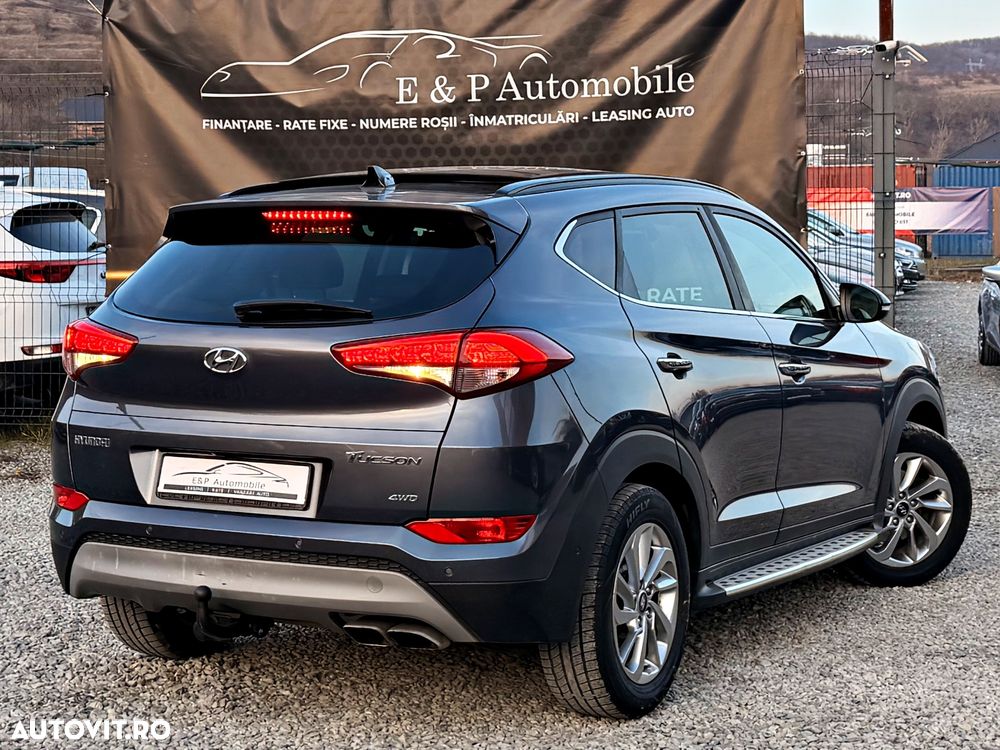 Hyundai Tucson 2.0 CRDI 4WD 6AT Style - 10