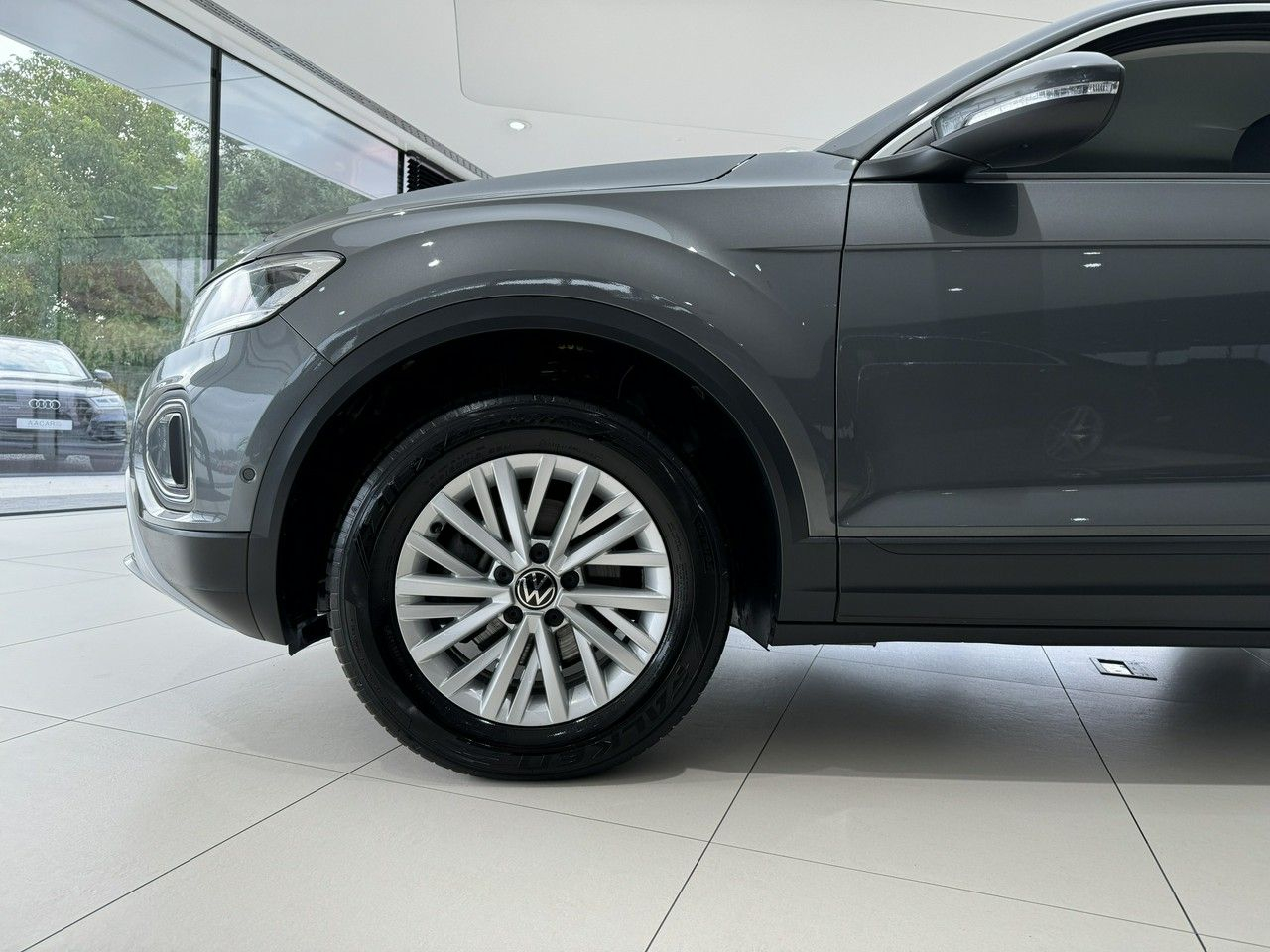 Volkswagen T-Roc 1.5 TSI Life DSG - 19