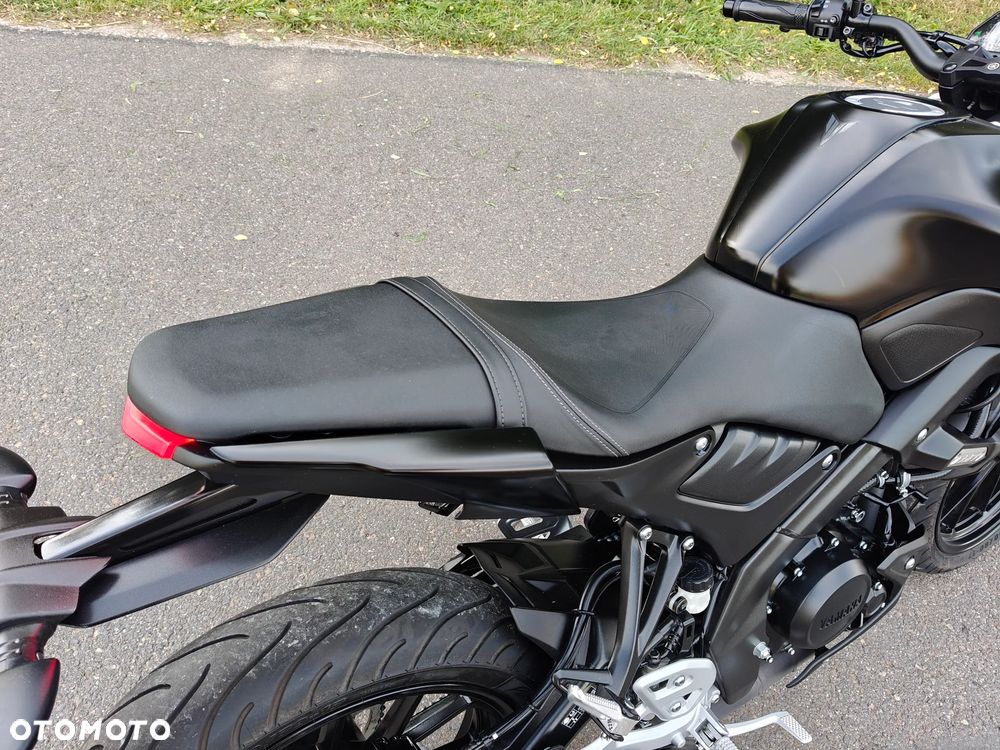 Yamaha MT - 16