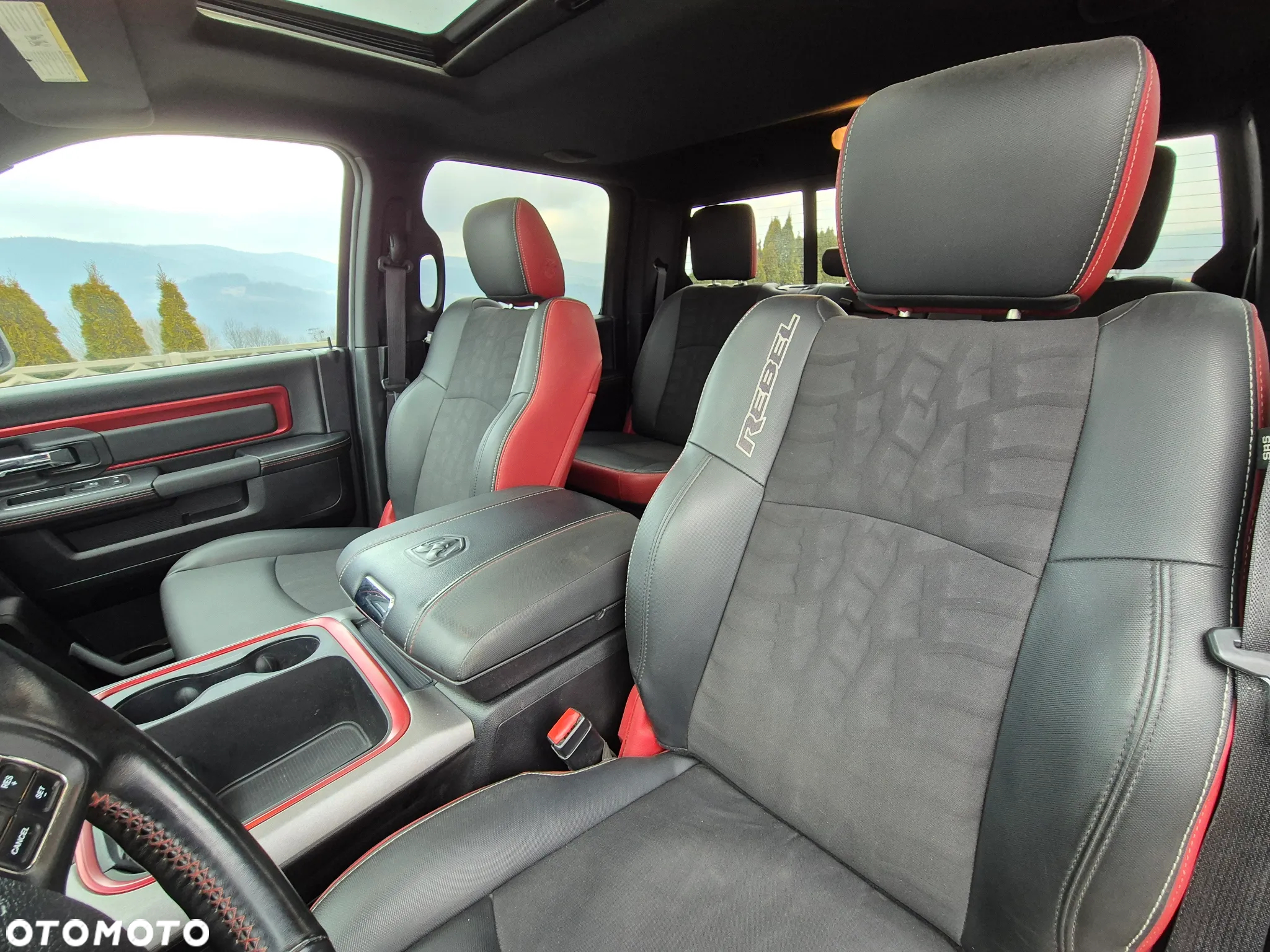 Dodge RAM 1500 5.7 4x4 - 12