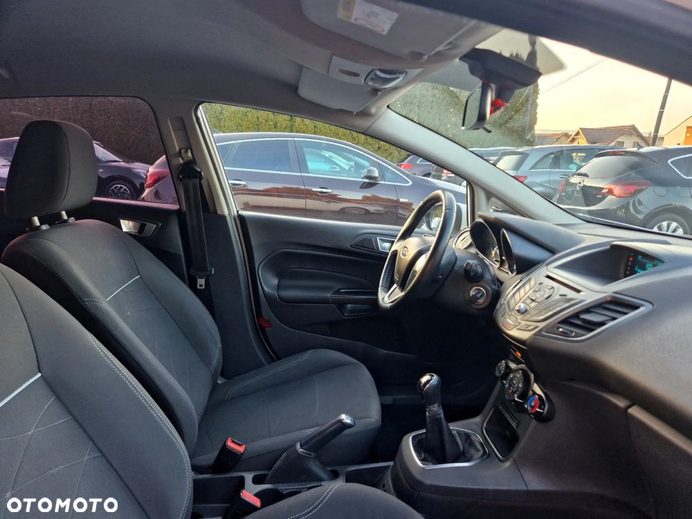 Ford Fiesta - 30