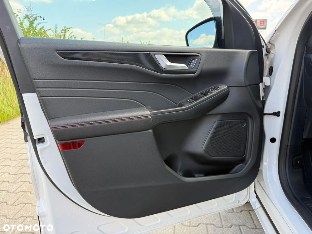 Ford Kuga 2.5P PHEV FWD ST-Line - 15