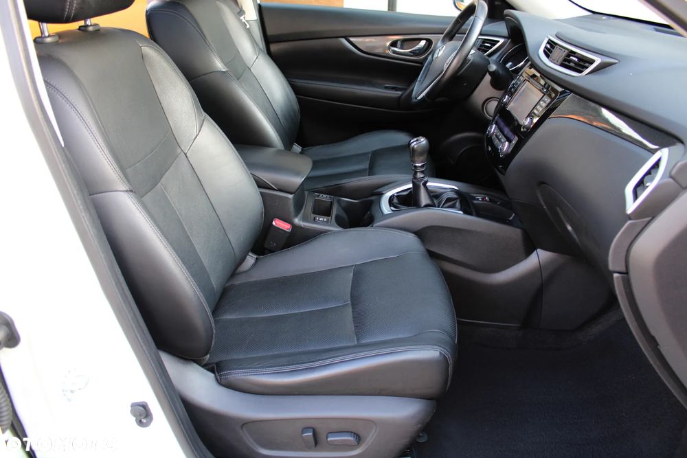 Nissan X-Trail 1.6 DIG-T Tekna - 31