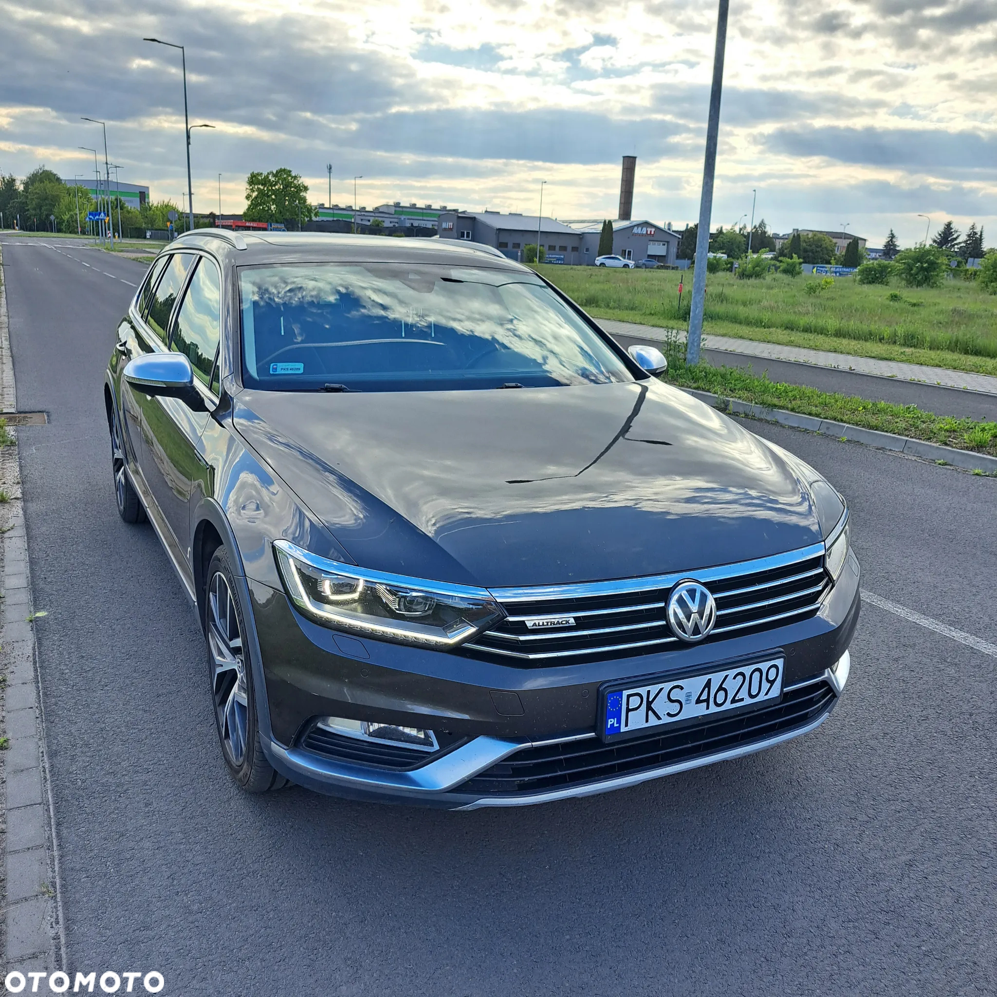 Volkswagen Passat Alltrack 2.0 TDI SCR 4Motion DSG (BMT) - 2