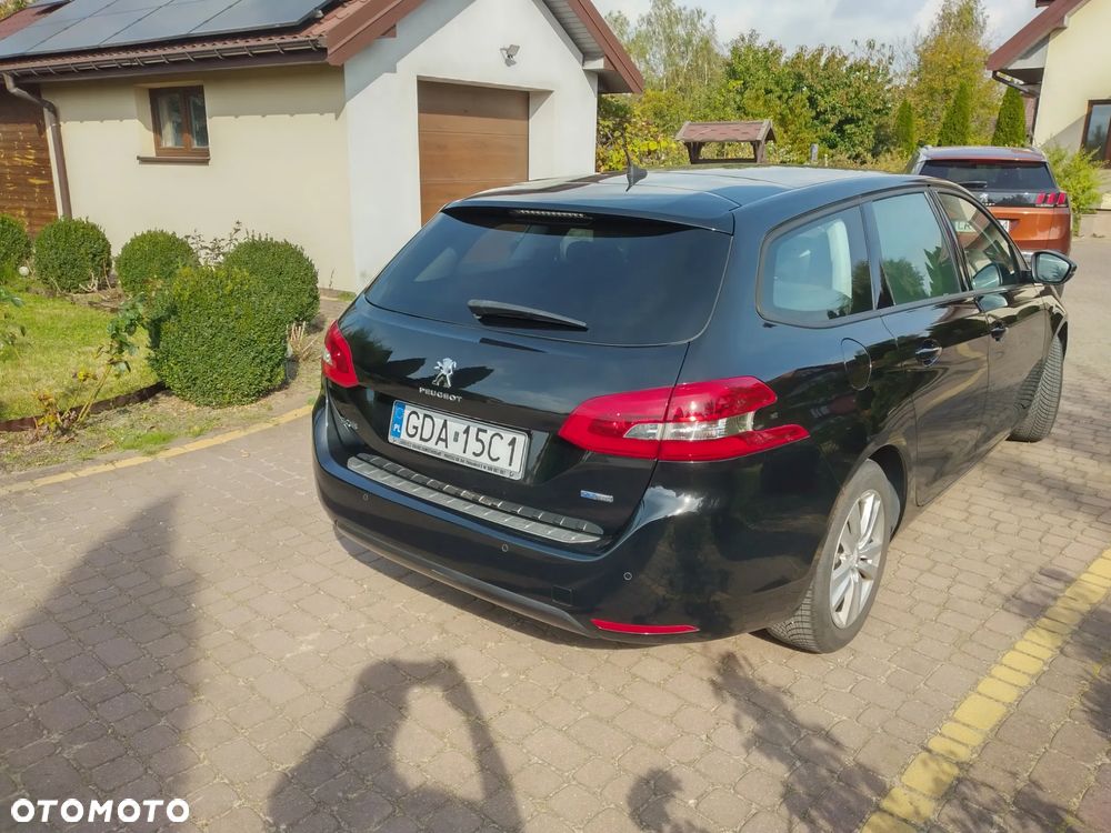 Peugeot 308 - 4