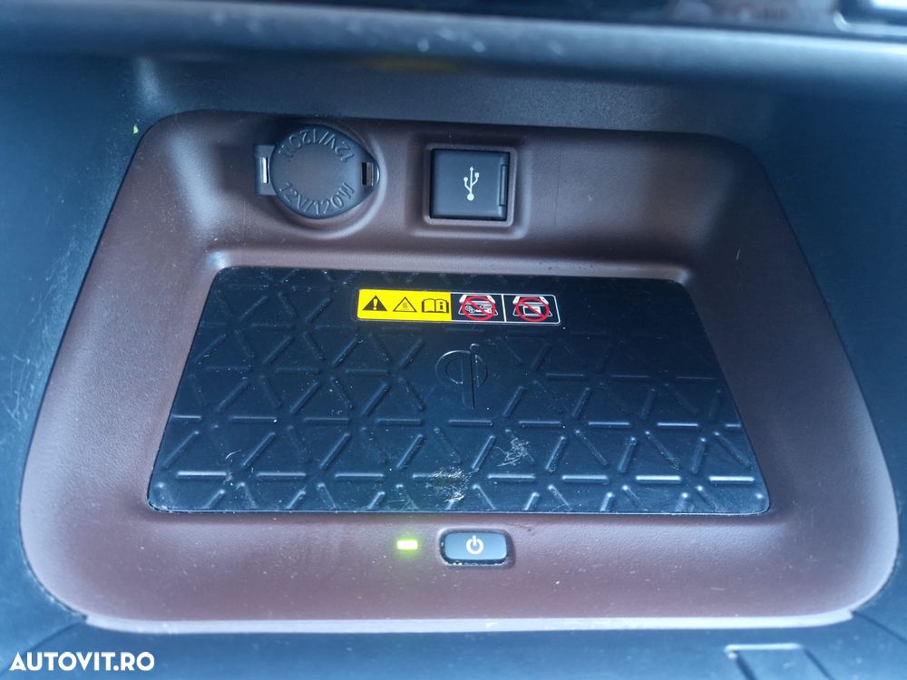 Toyota RAV4 2.5 VVT-iE 4x4 Luxury - 22