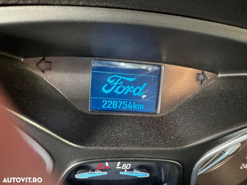 Ford Focus - 7