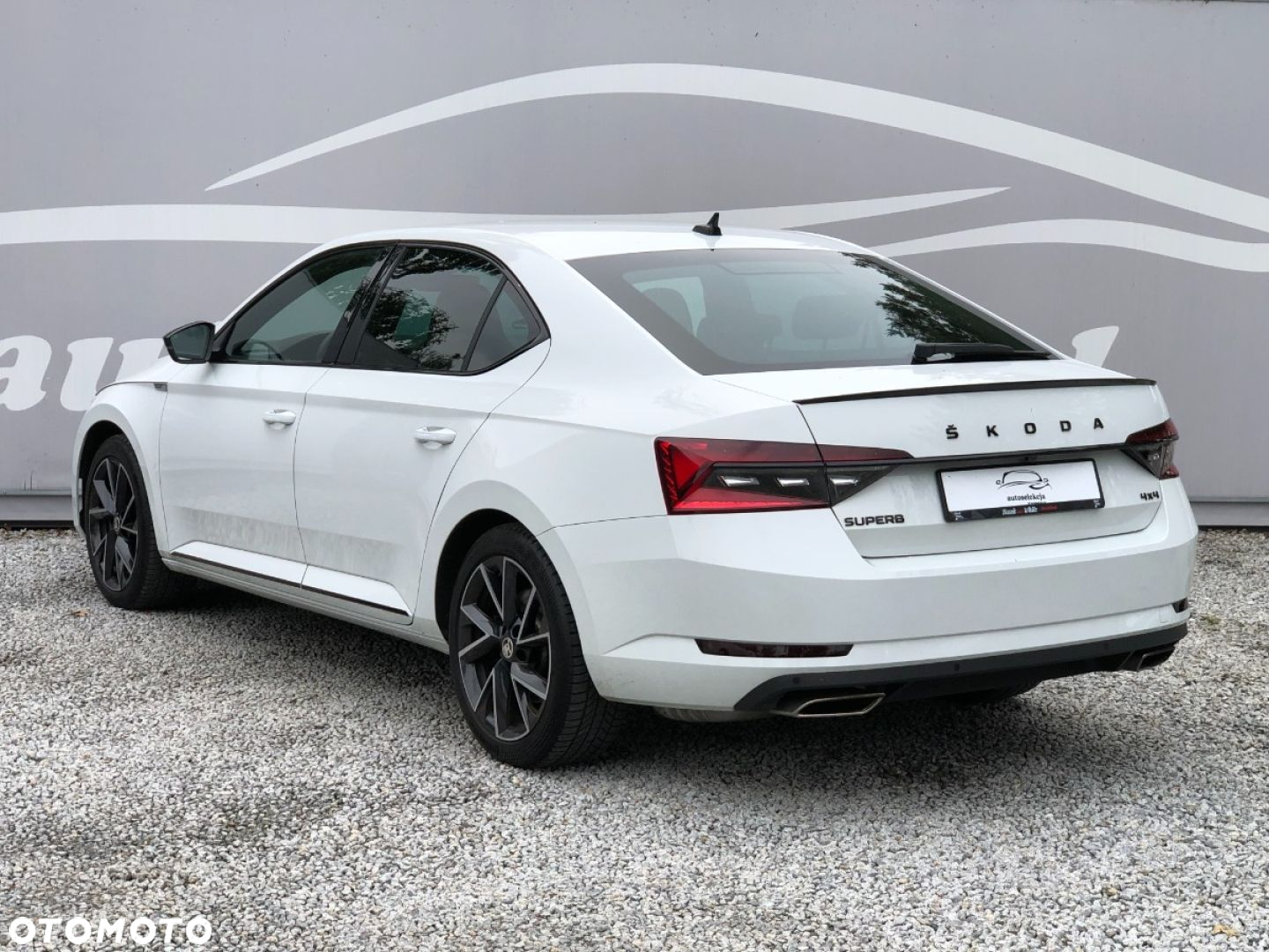 Skoda Superb - 23